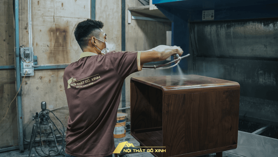 Gỗ óc chó trở thành lựa chọn chiến lược cho các thương hiệu nội thất trung – cao cấp