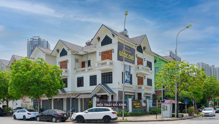 Đơn Vị Thiết Kế Nhà Phố Gỗ Óc Chó Uy Tín