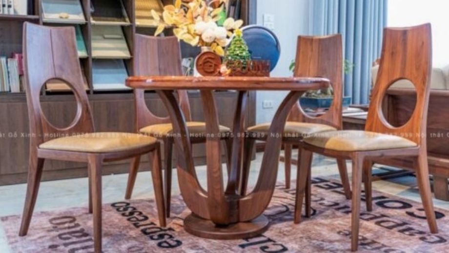 Bàn ăn 4 người tại nội thất gỗ xinh
