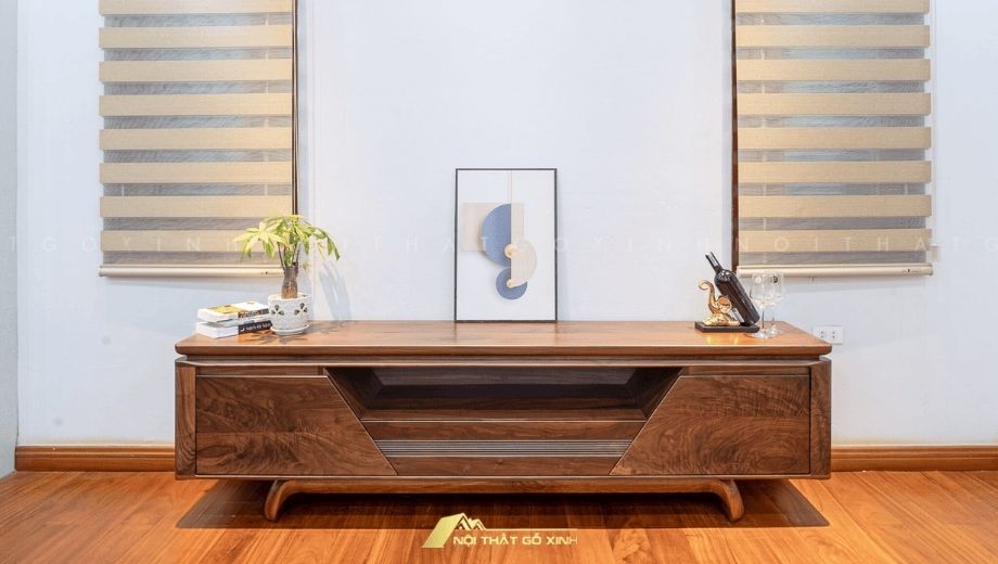 Độ bền và chất lượng của kệ tivi gỗ óc chó