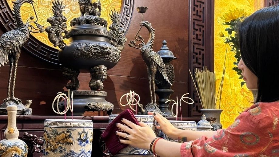 Ý nghĩa của việc dọn bàn thờ cuối năm